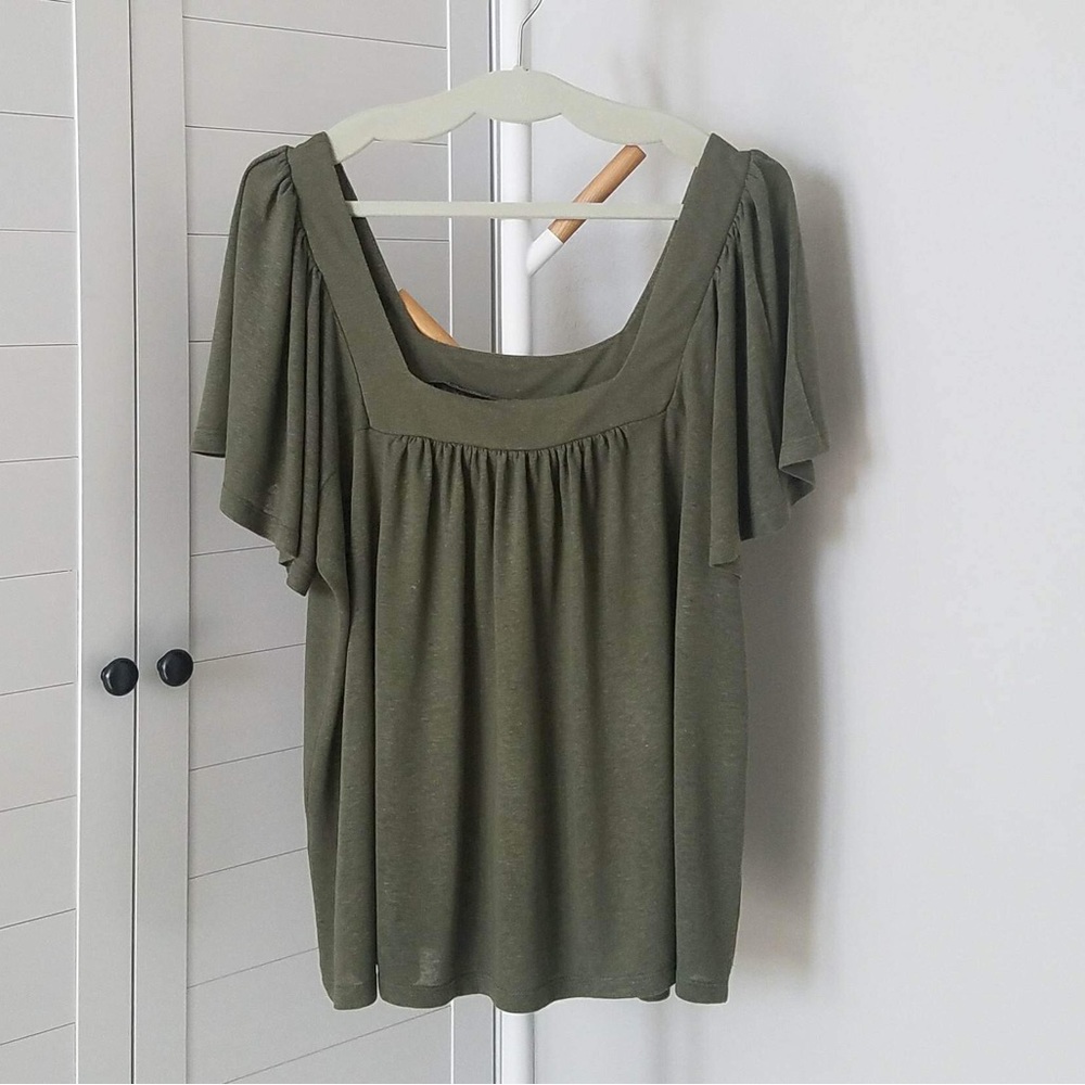 Banana Republic Factory Top